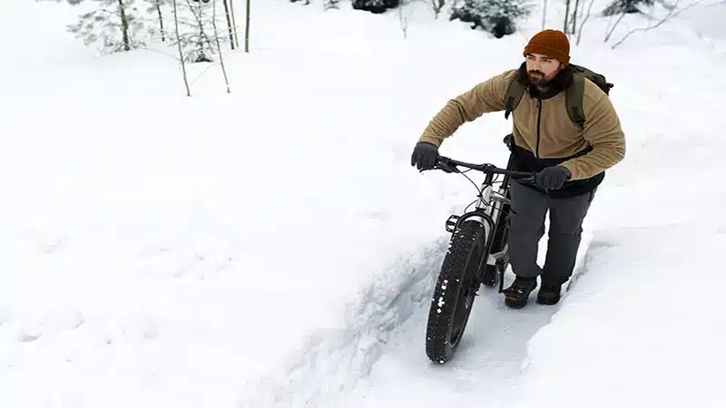 استفاده از فت بایکینگ برای تفریحات زمستانی در کانادا
