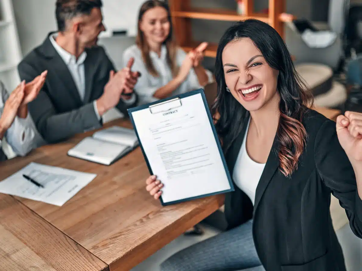 شرایط دریافت ویزای کار کانادا - شرایط دریافت ویزای کار کانادا