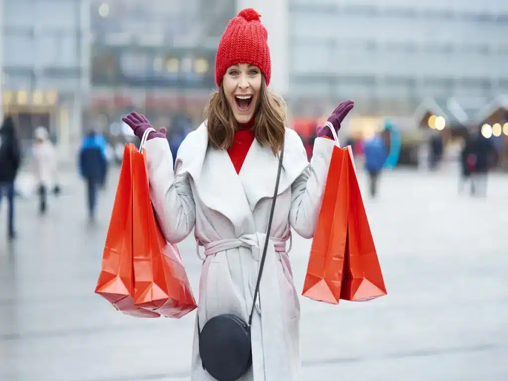 بررسی جامع پوشش مردم در کانادا