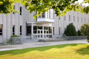 دانشگاه سادبری کانادا